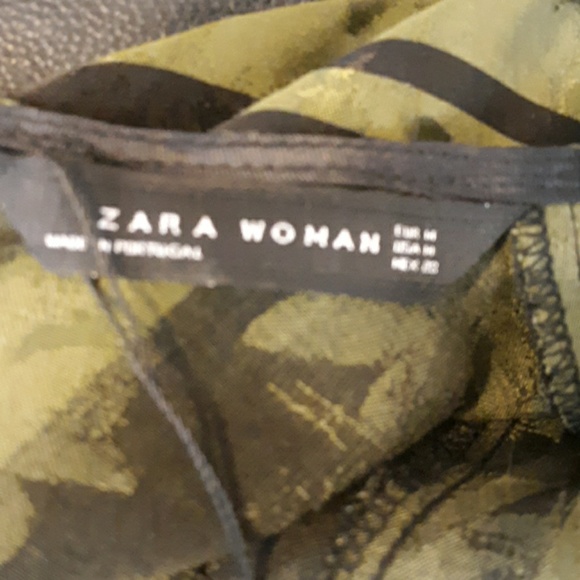 Dress, Zara, size medium - Picture 7 of 8